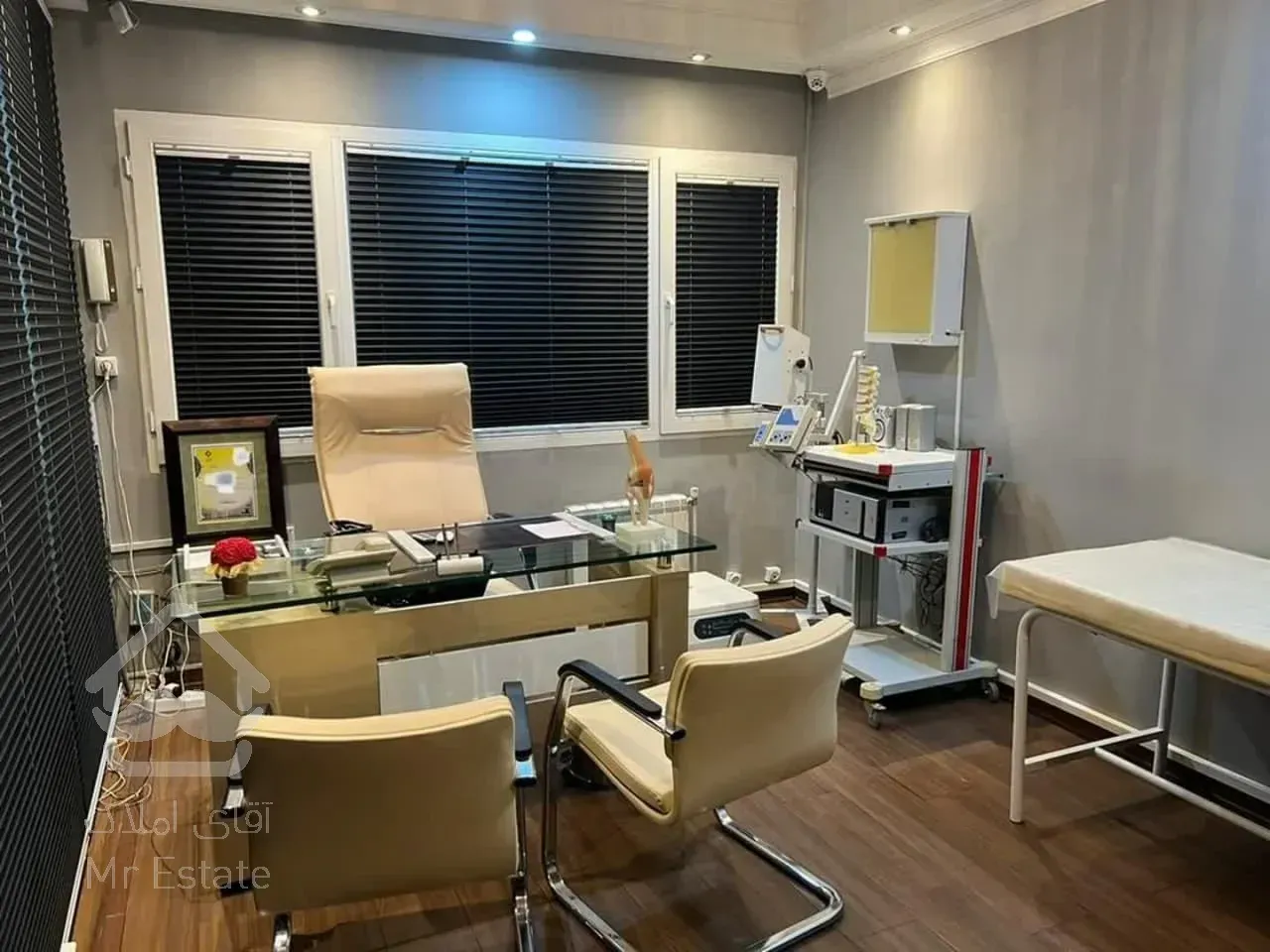 اجاره موقعیت اداری      55 متر         الوند