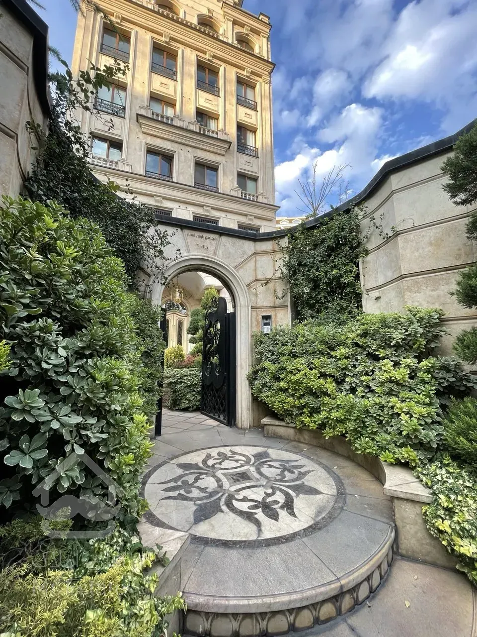 فروش آپارتمان 68 متری در فرشته