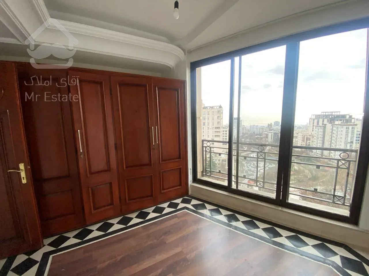 فروش پنت هاوس 240 متری در ولنجک