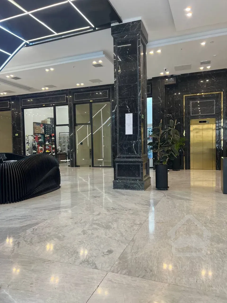 رهن و اجاره مغازه 69 متری در هروی