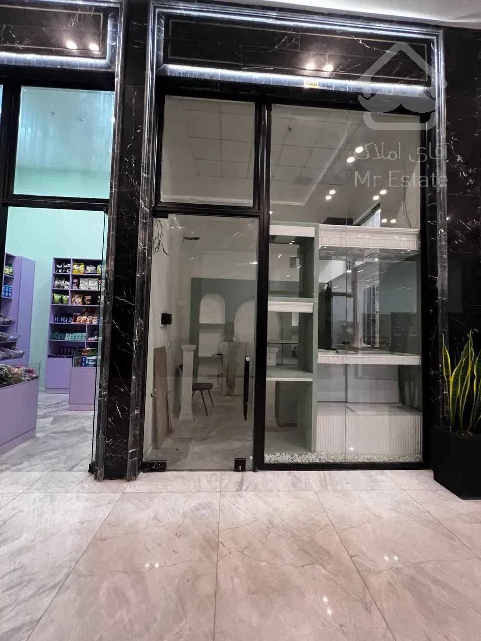 رهن و اجاره مغازه 69 متری در هروی