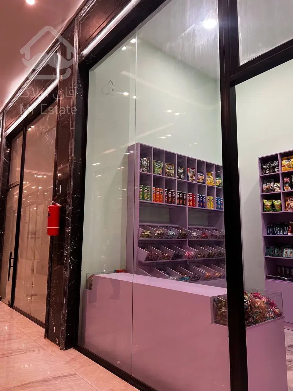 رهن و اجاره مغازه 69 متری در هروی