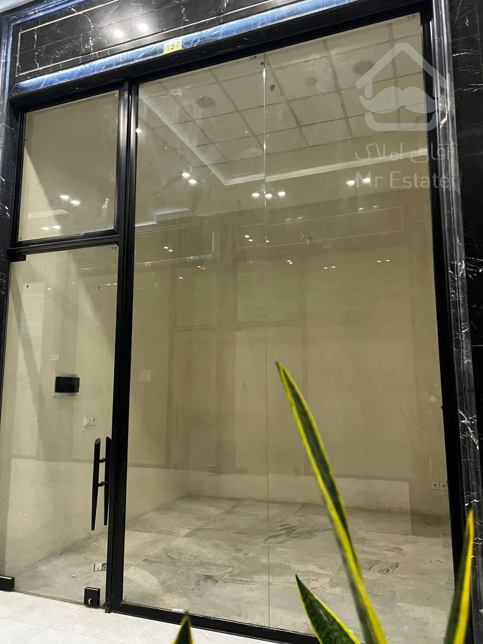 رهن و اجاره مغازه 69 متری در هروی