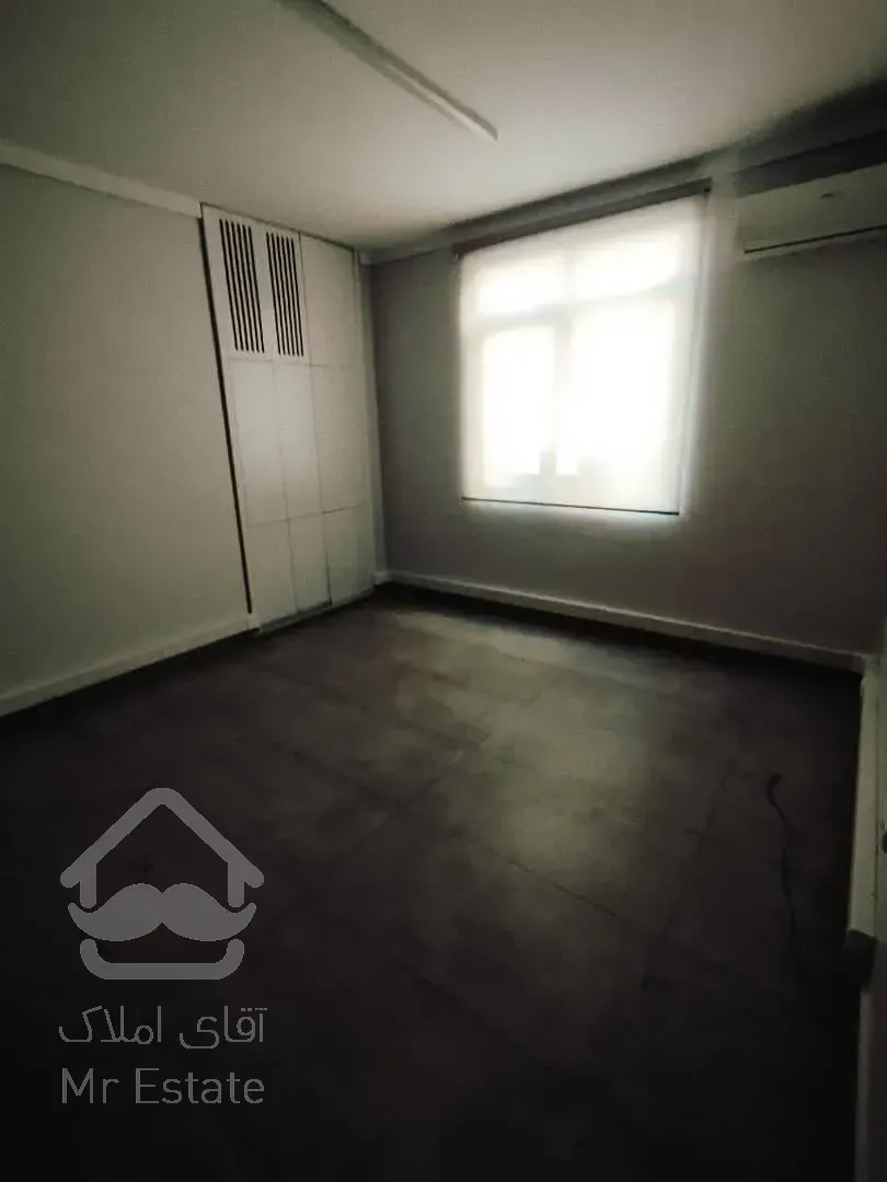 اجاره سند اداری        275 متر        وزرا