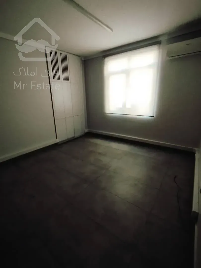 اجاره مستغلات اداری       860 متر       الوند