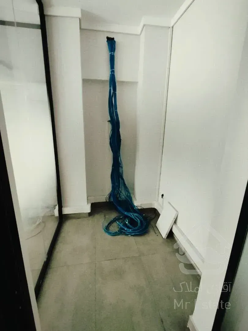 237 متر   موقعیت اداری    بخارست