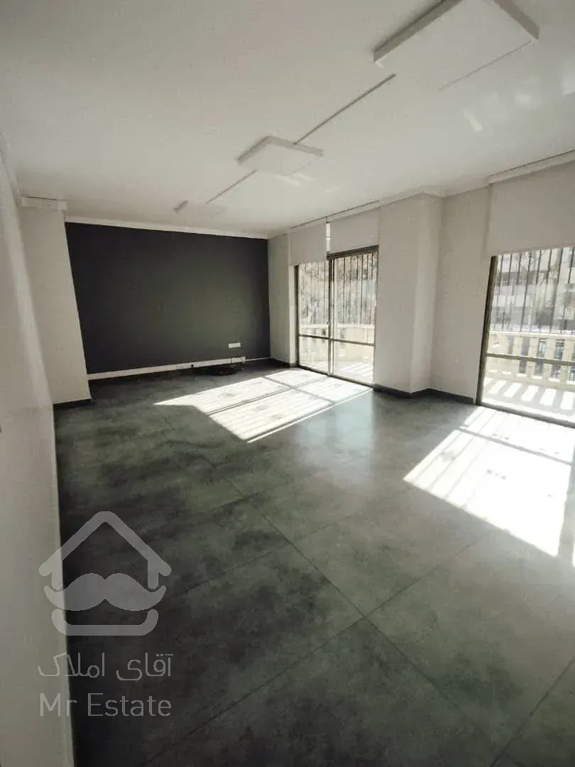 اجاره مستغلات اداری       860 متر       الوند