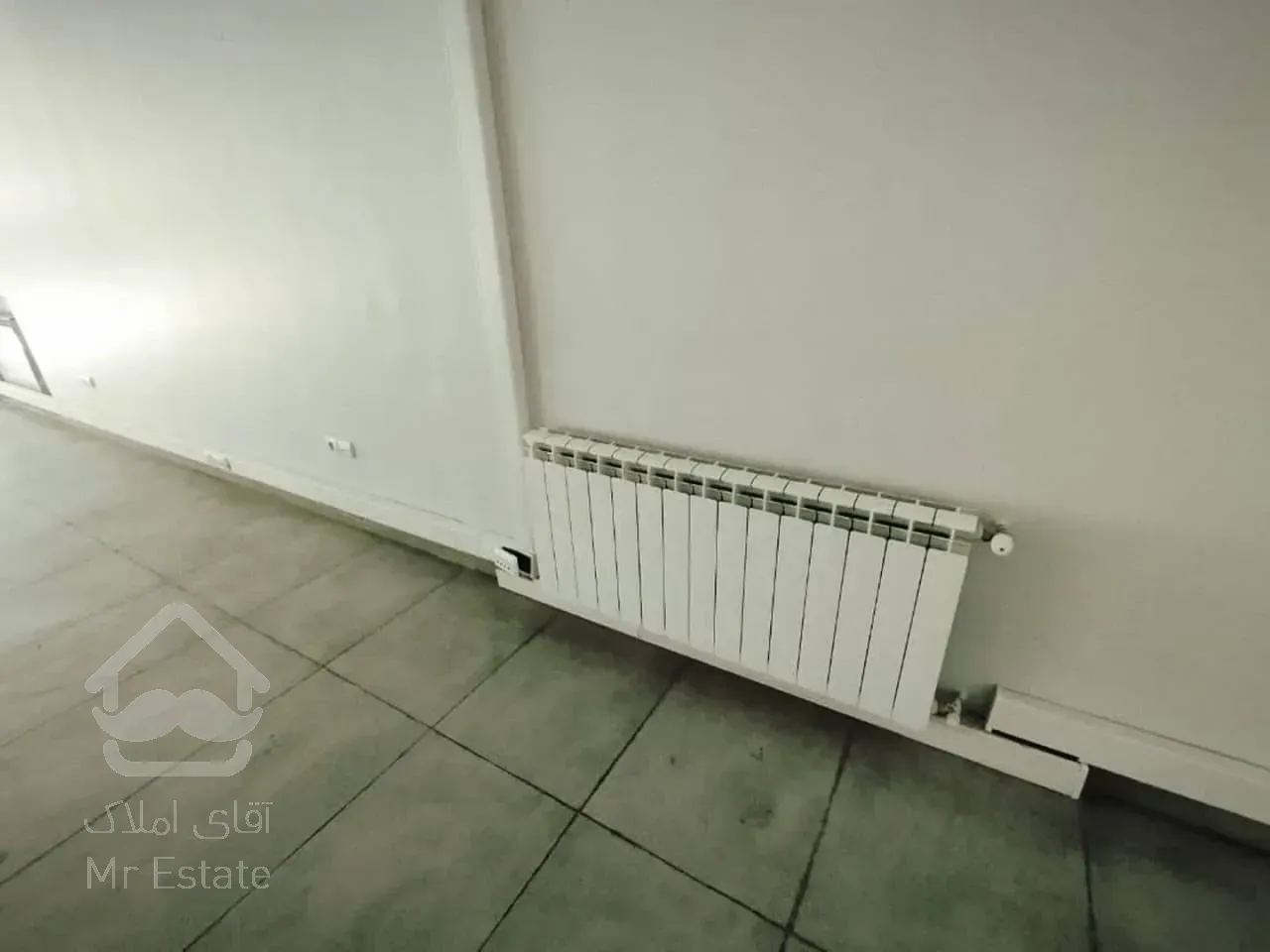 اجاره مستغلات اداری       860 متر       الوند