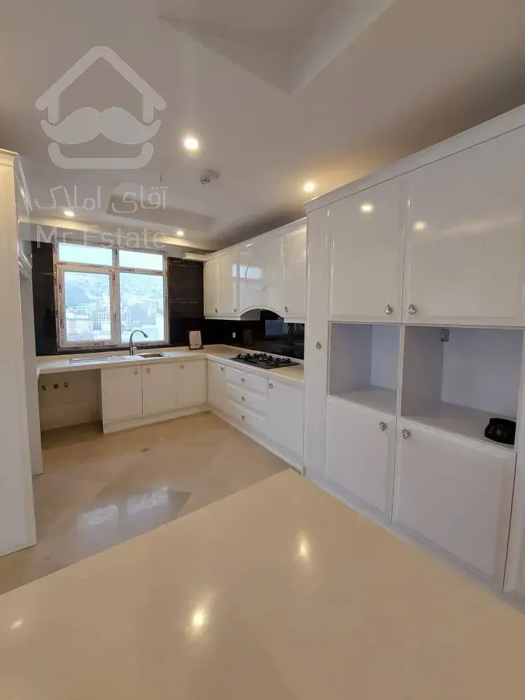 رهن آپارتمان 180 متری در درکه