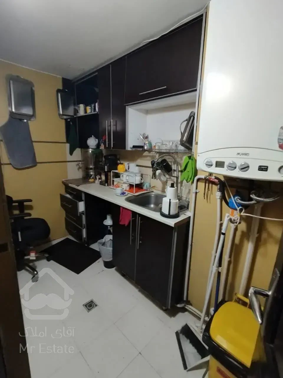 اجاره سنداداری          305 متر       سنایی