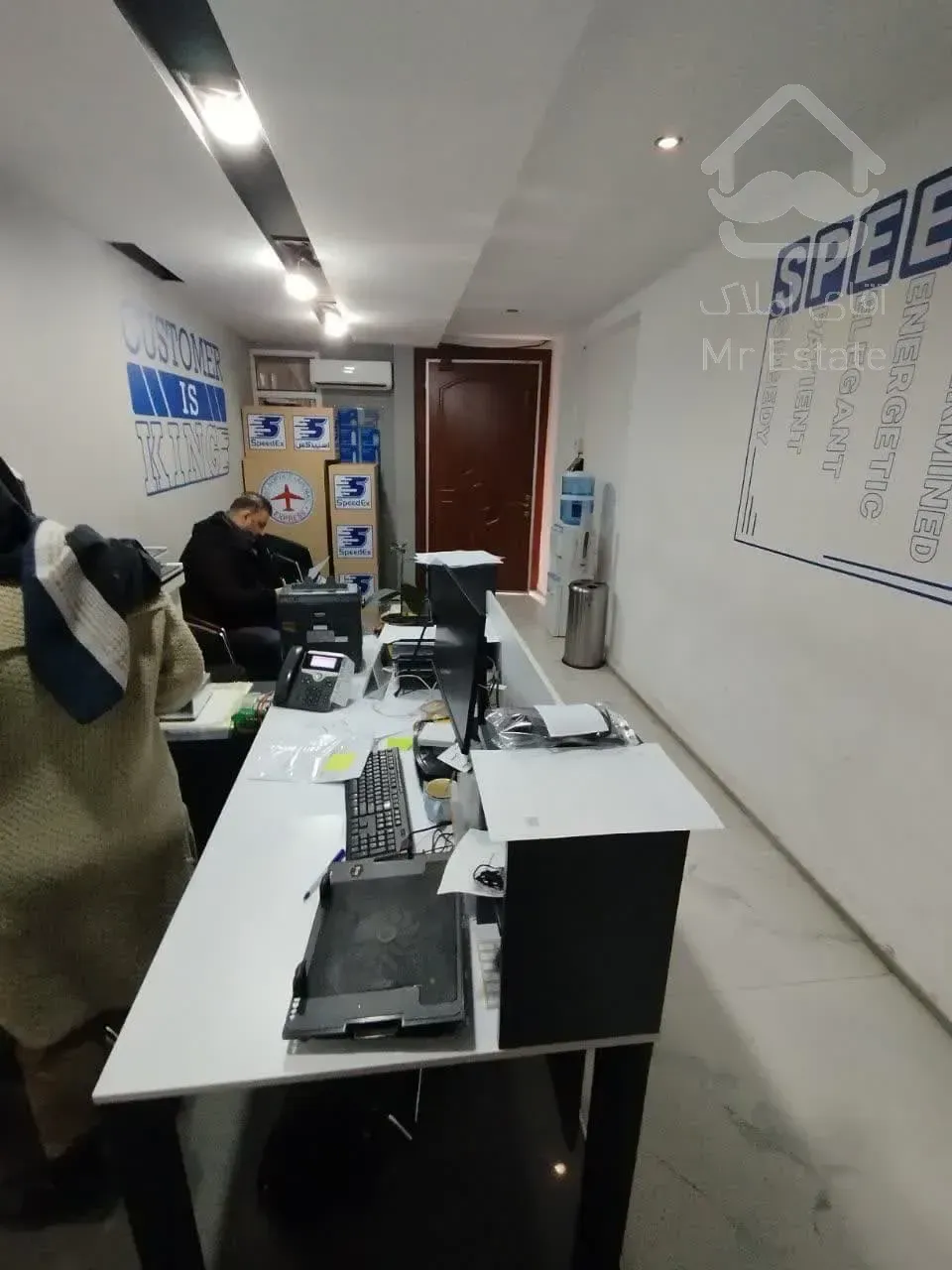 اجاره موقعیت اداری    140 متر در دو واحد     مطهری