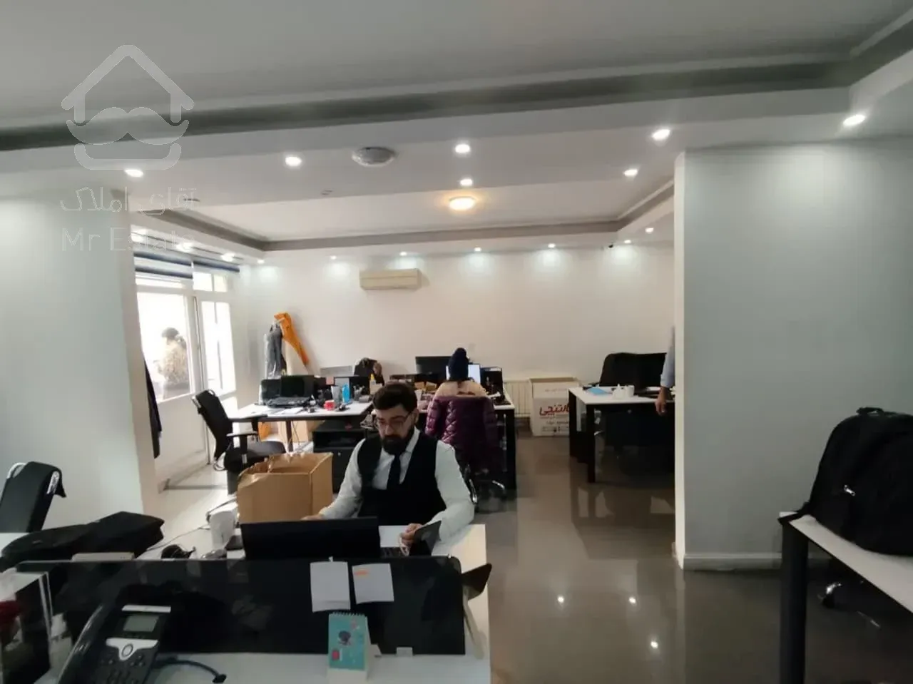 اجاره موقعیت اداری      120 متر        آرژانتین