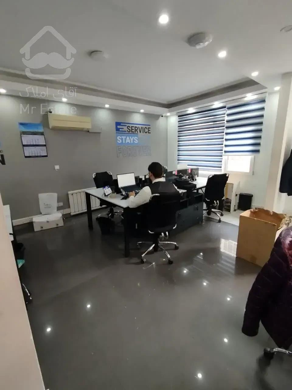 اجاره سنداداری          305 متر       سنایی