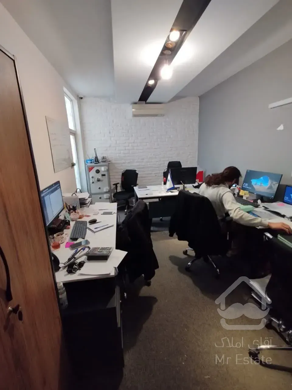 اجاره موقعیت اداری      120 متر        آرژانتین