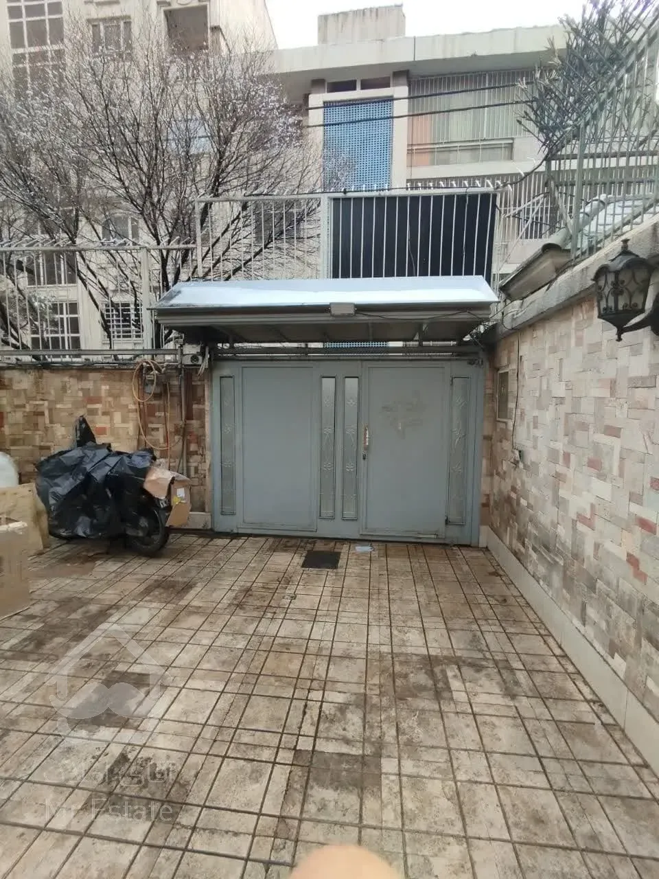 اجاره سنداداری          305 متر       سنایی