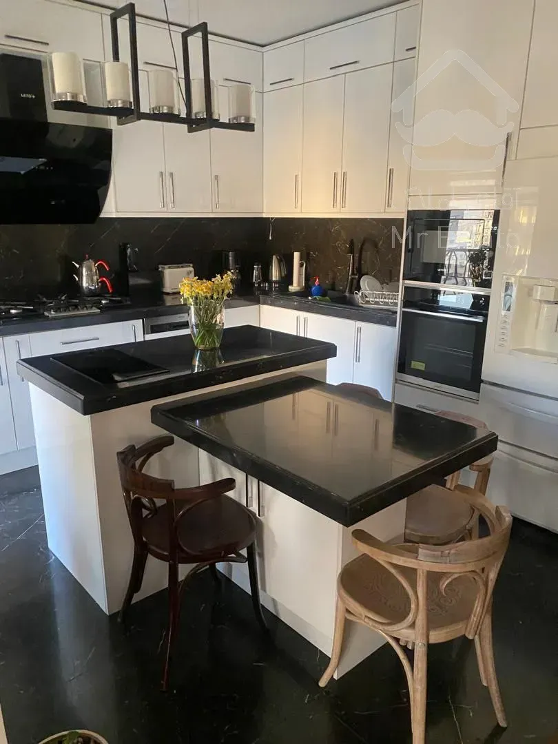 رهن آپارتمان 157 متری در ولنجک