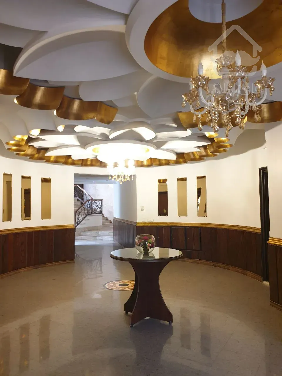 رهن آپارتمان 260 متری در ولنجک