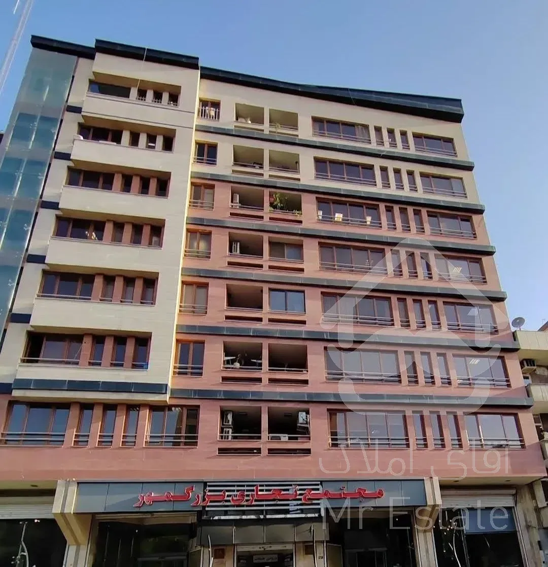 فروش اداری 128 متری در میدان ولیعصر مجتمع بزرگمهر