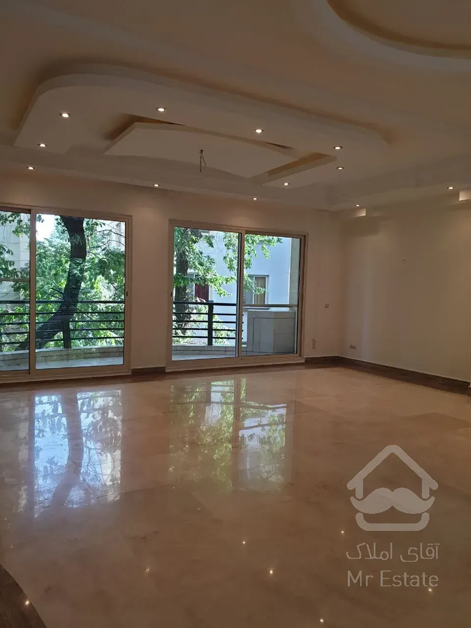 اجاره آپارتمان 420 متری در فرشته