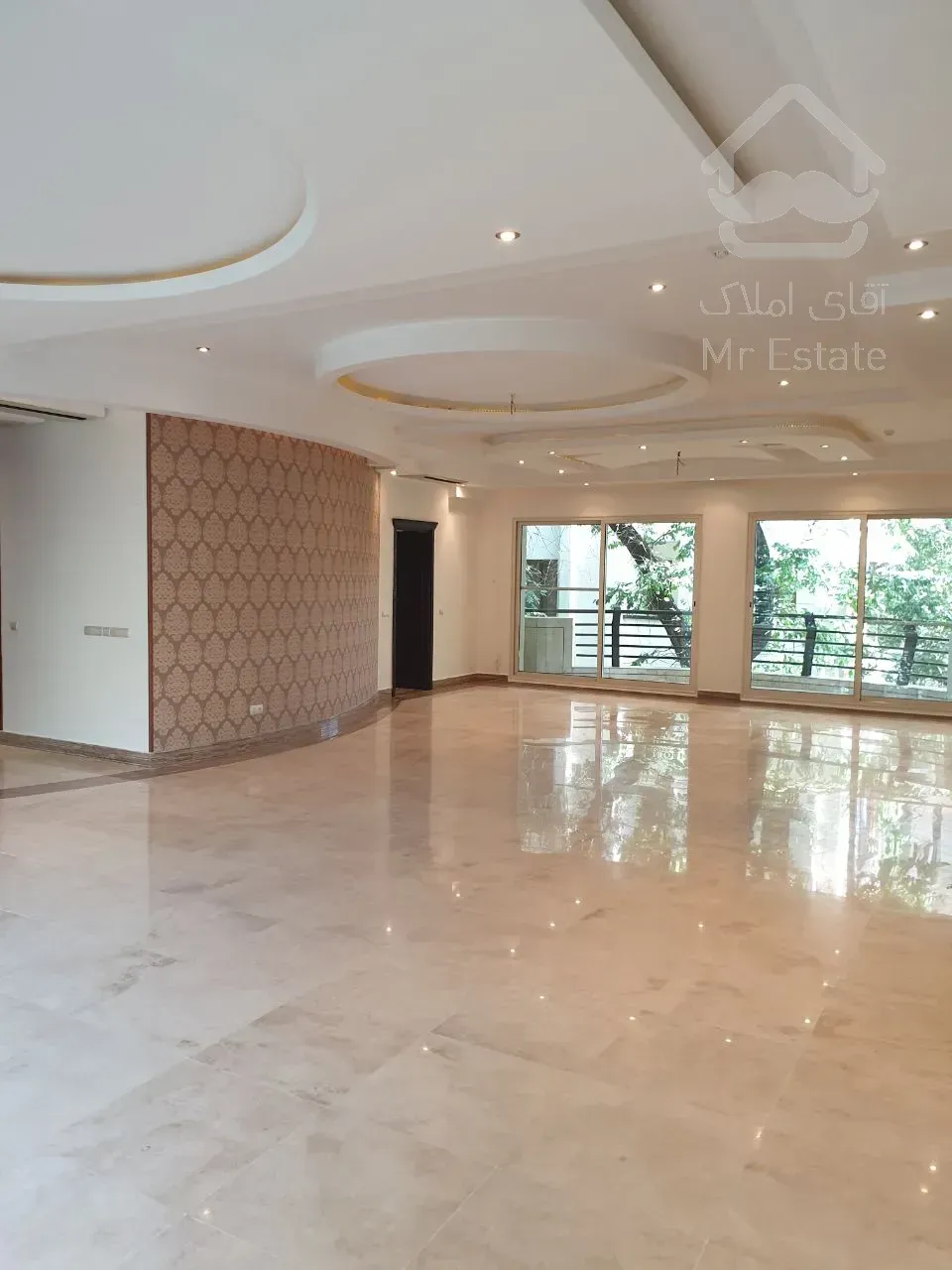 اجاره آپارتمان 420 متری در فرشته