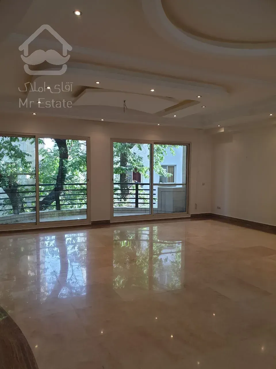 اجاره آپارتمان 420 متری در فرشته