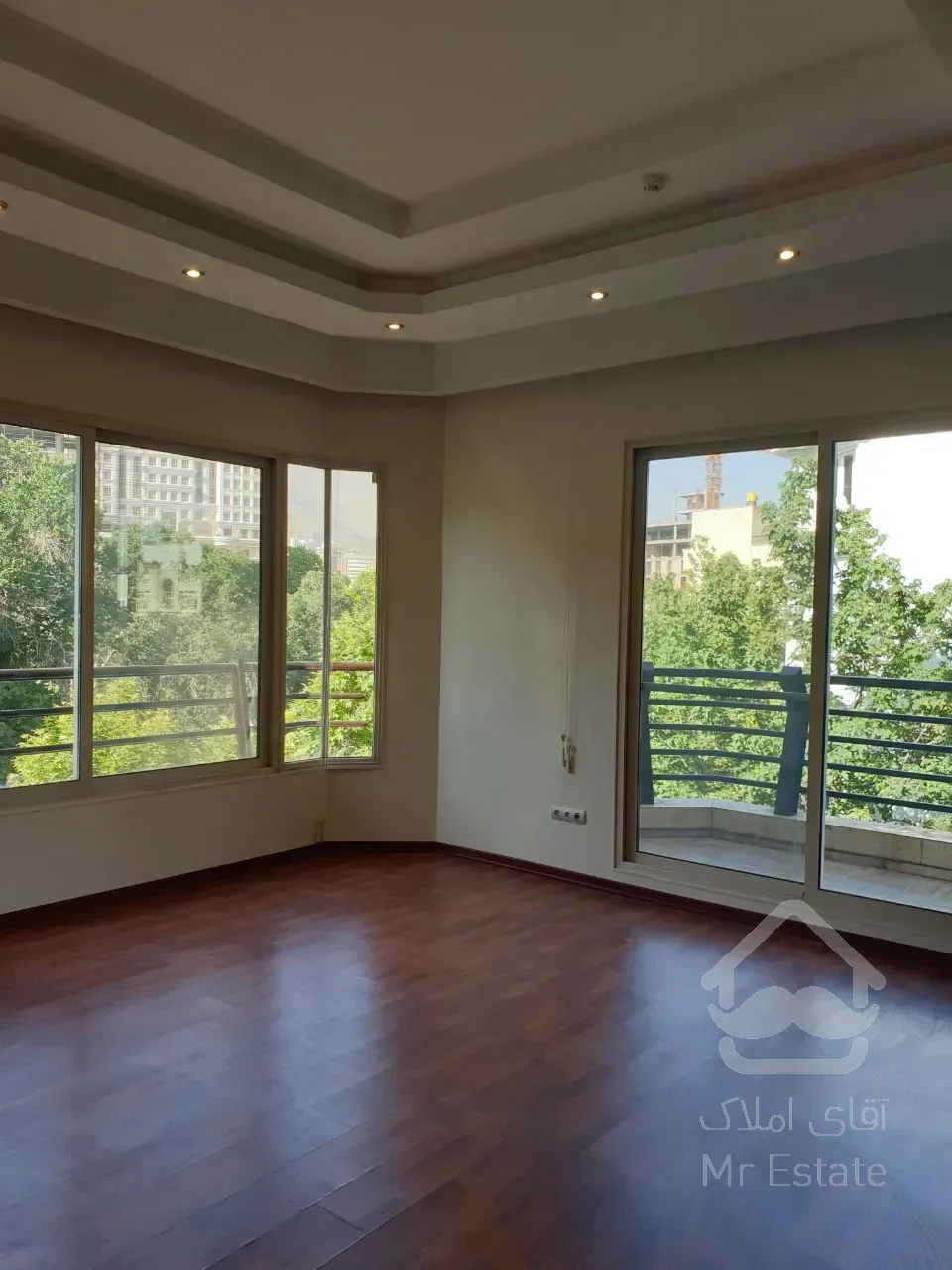 اجاره آپارتمان 420 متری در فرشته