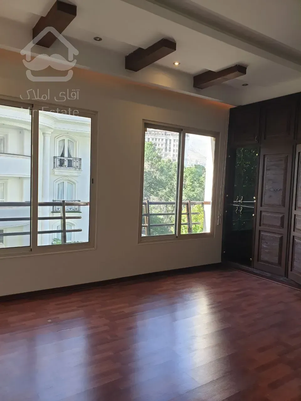 اجاره آپارتمان 420 متری در فرشته