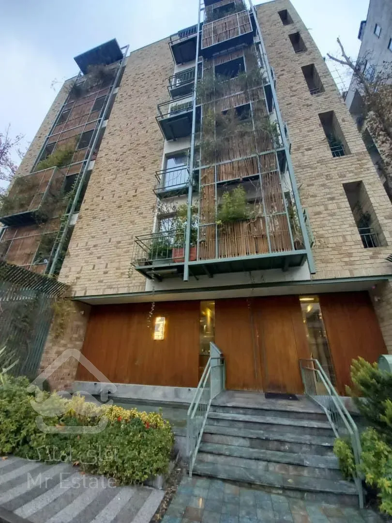 رهن آپارتمان 320 متری در درکه