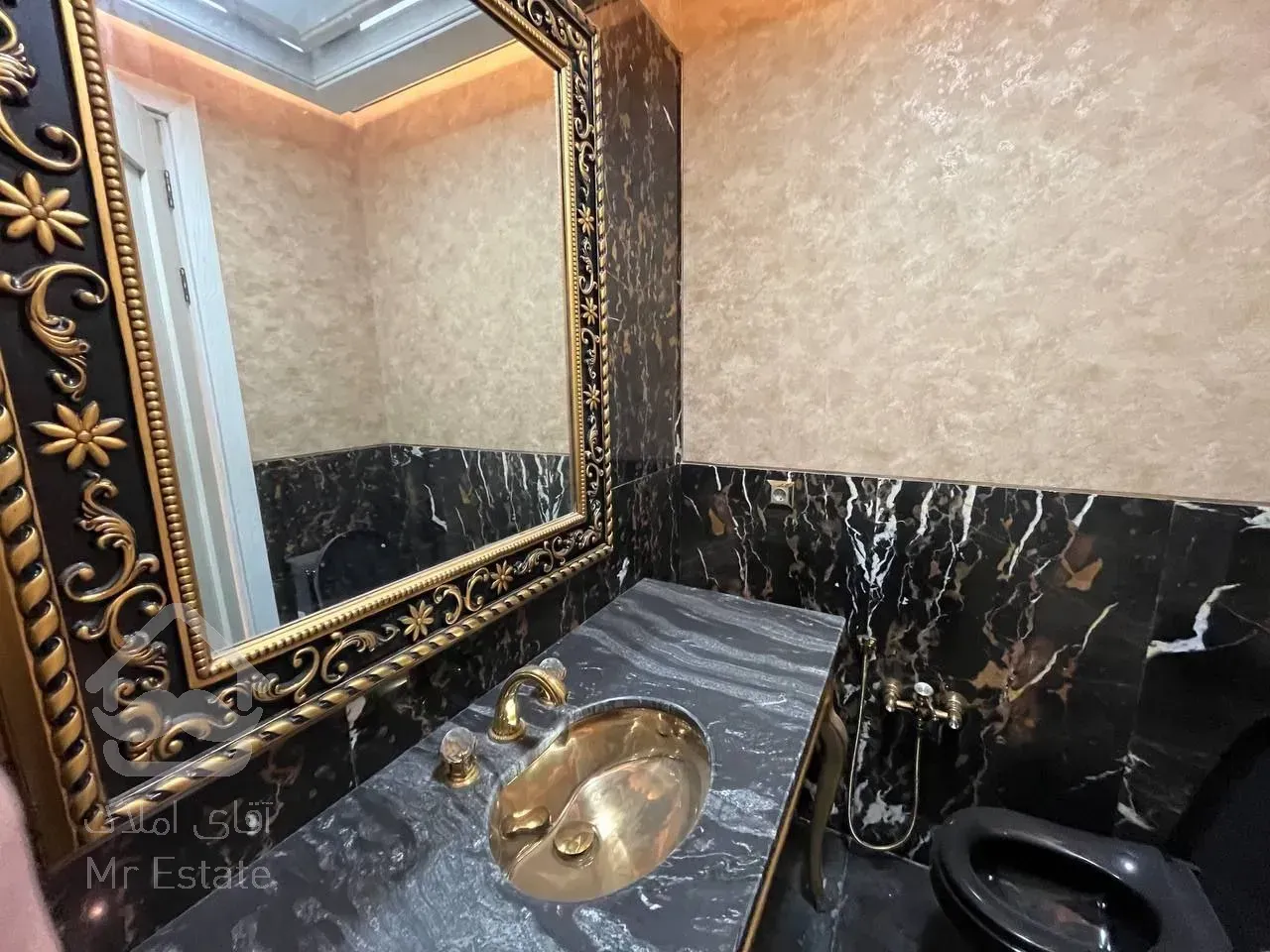 رهن آپارتمان 180 متری در محمودیه