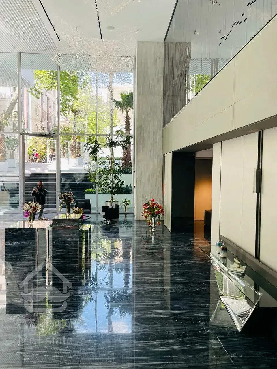 رهن آپارتمان 270 متری در الهیه