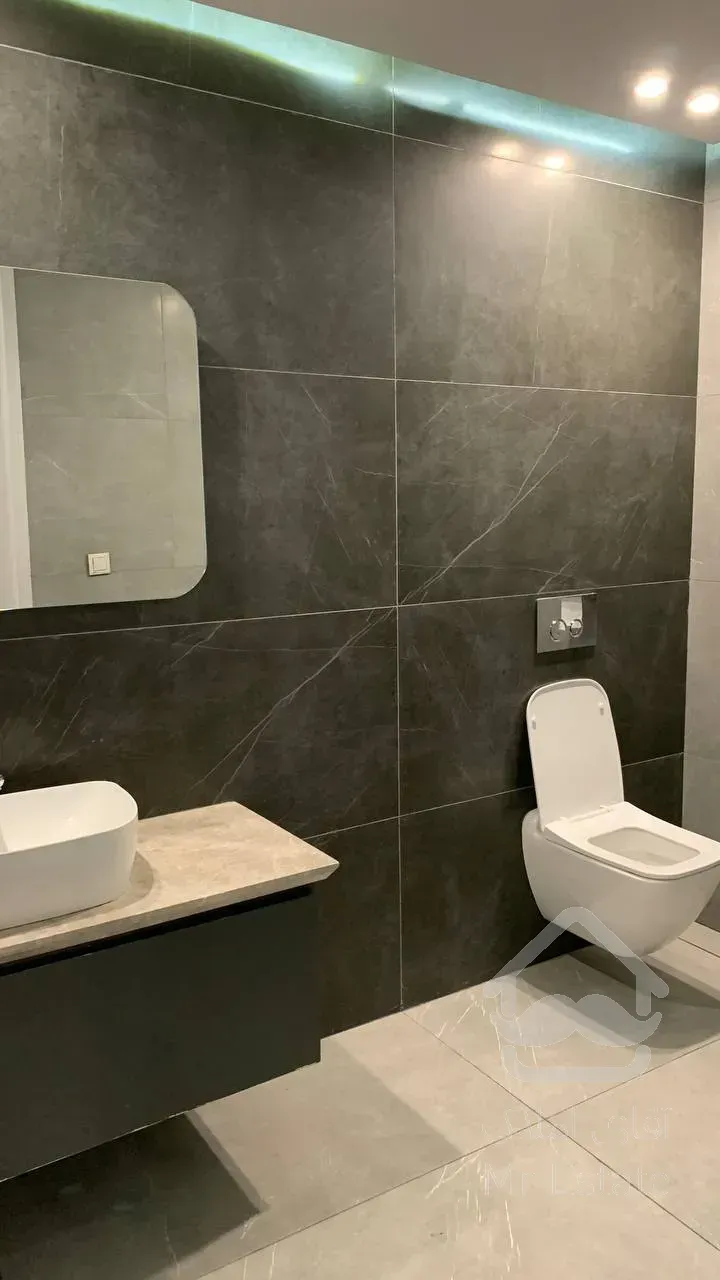 رهن واحد اداری 240 متری در ولنجک