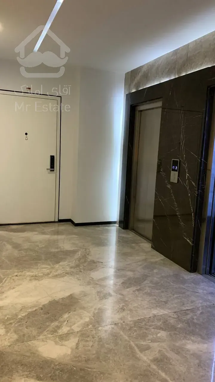 رهن واحد اداری 240 متری در ولنجک