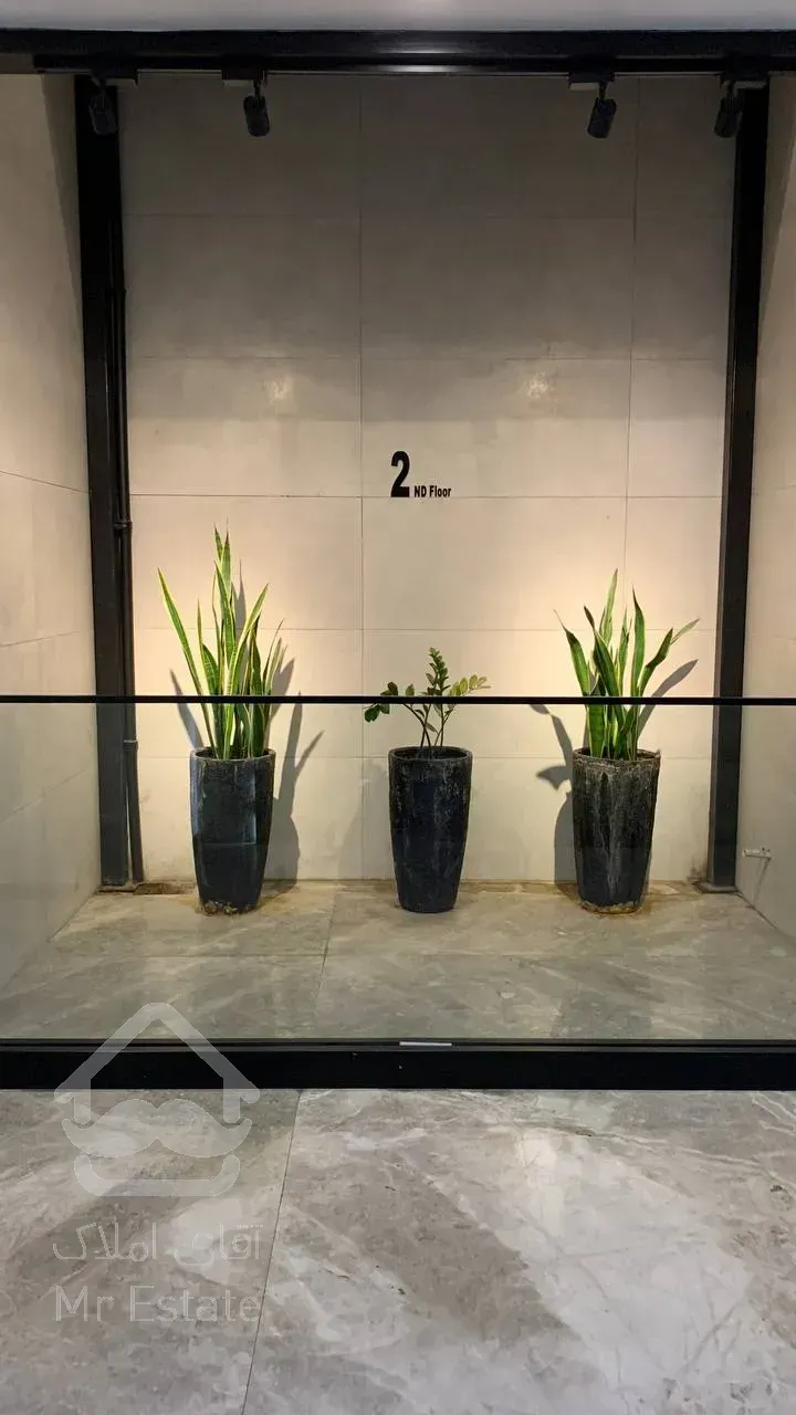 رهن واحد اداری 240 متری در ولنجک