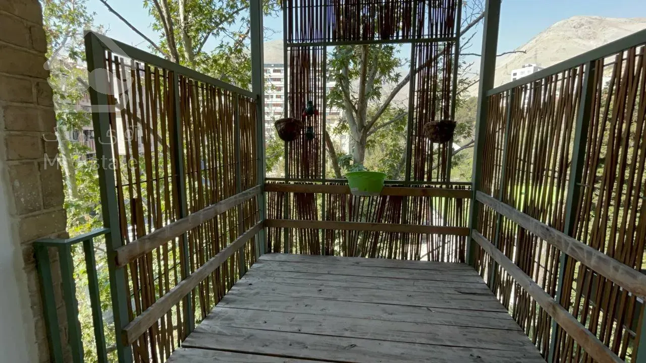 رهن آپارتمان 280 متری در درکه