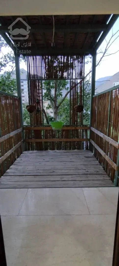 رهن آپارتمان 280 متری در درکه