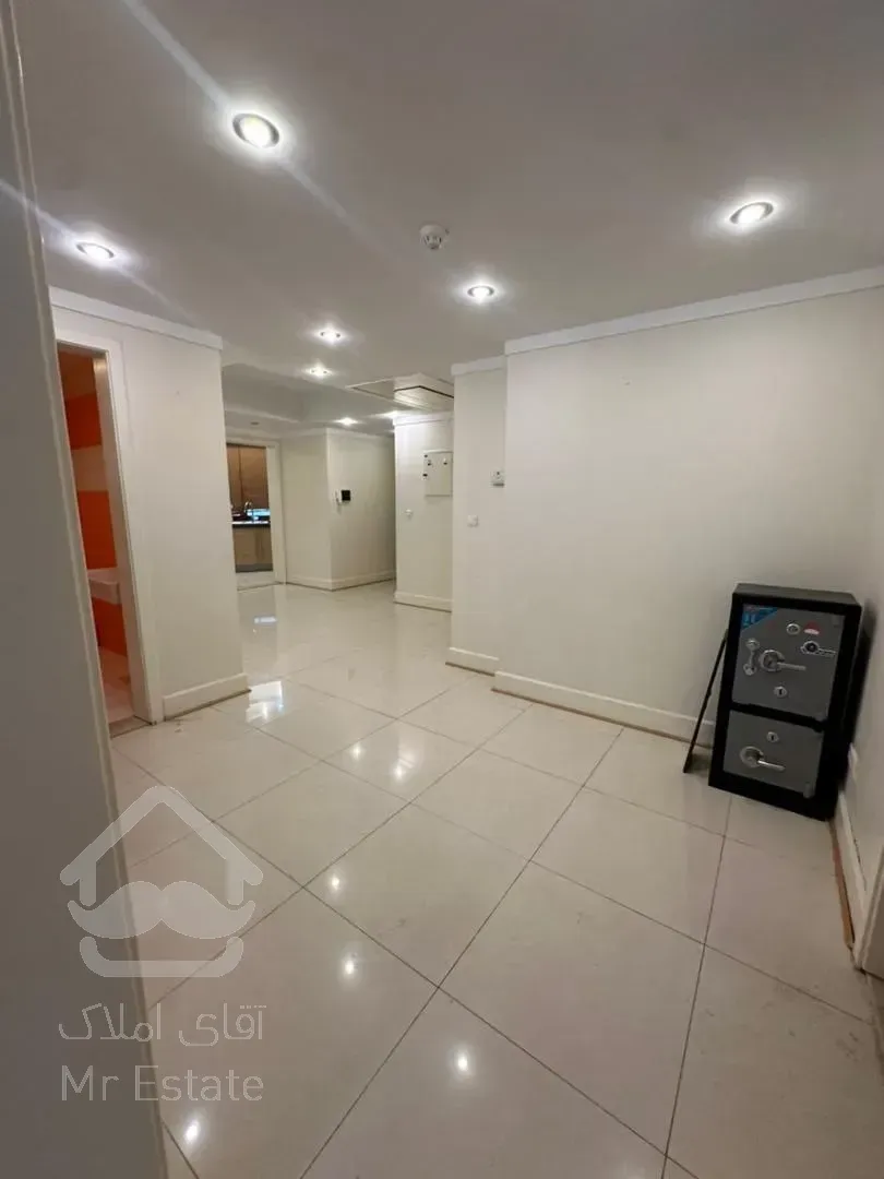 رهن برج باغ 130 متری در زعفرانیه