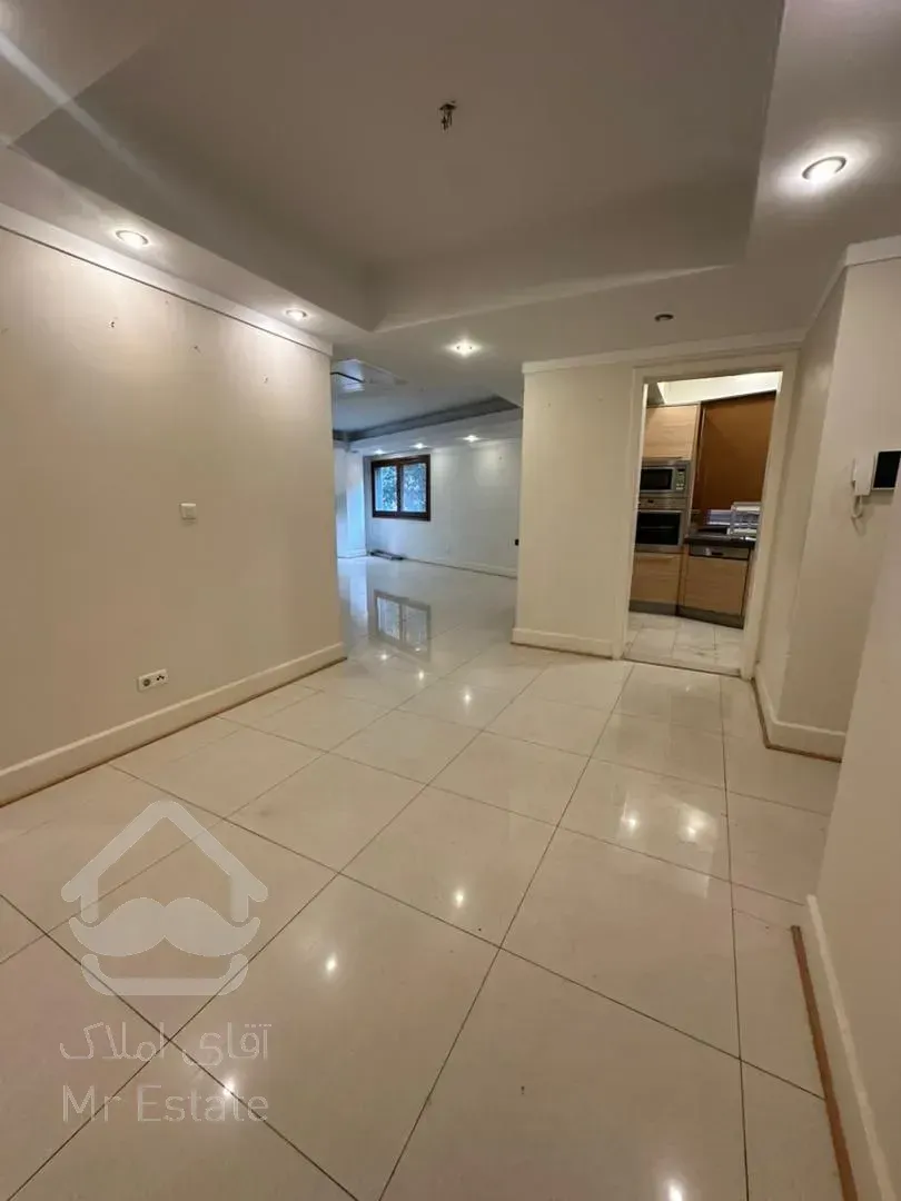 رهن برج باغ 130 متری در زعفرانیه