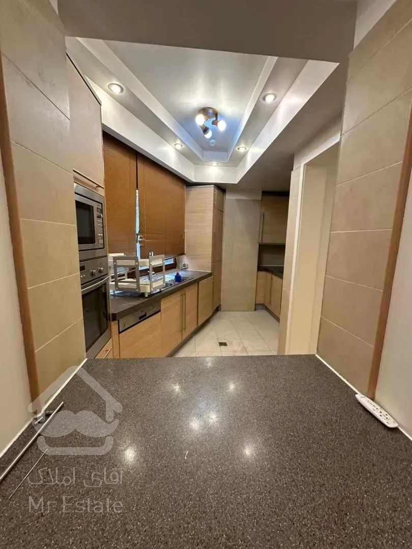 رهن برج باغ 130 متری در زعفرانیه