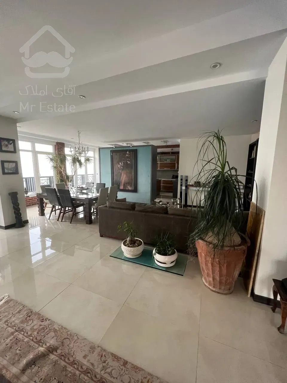 فروش برج 285 متری در زعفرانیه