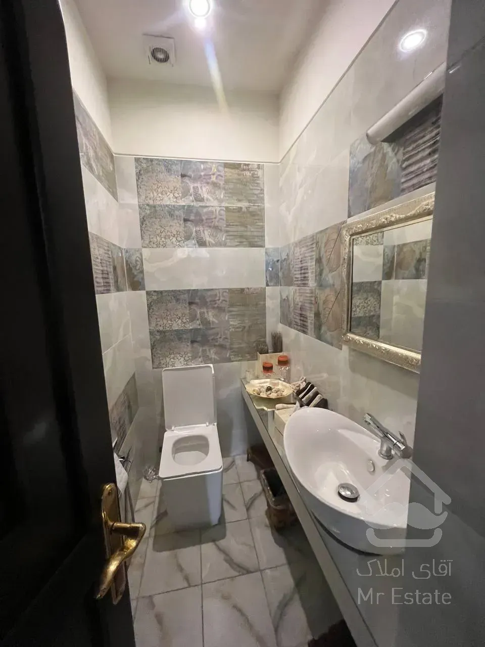 فروش برج 285 متری در زعفرانیه