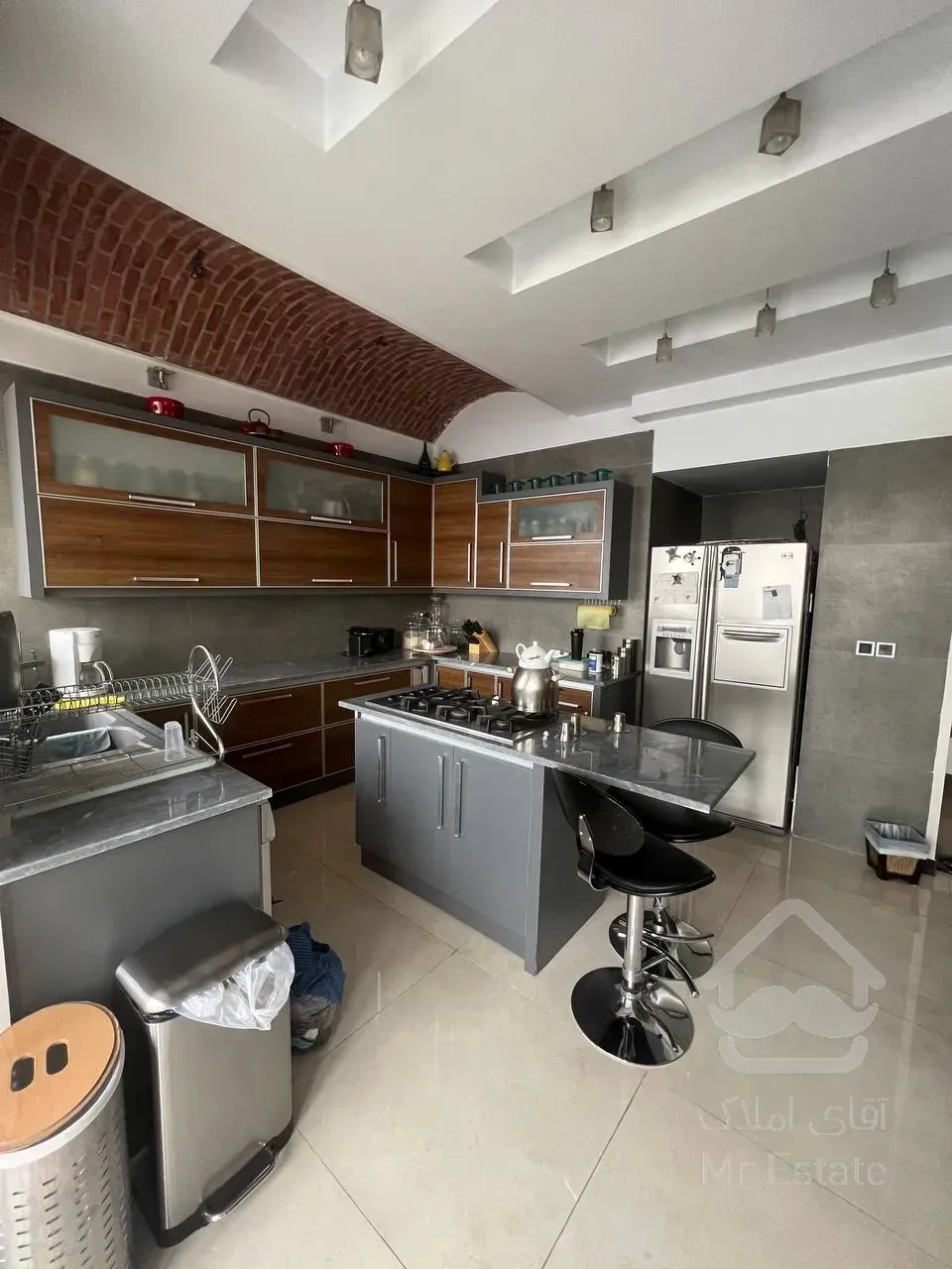 فروش برج 285 متری در زعفرانیه