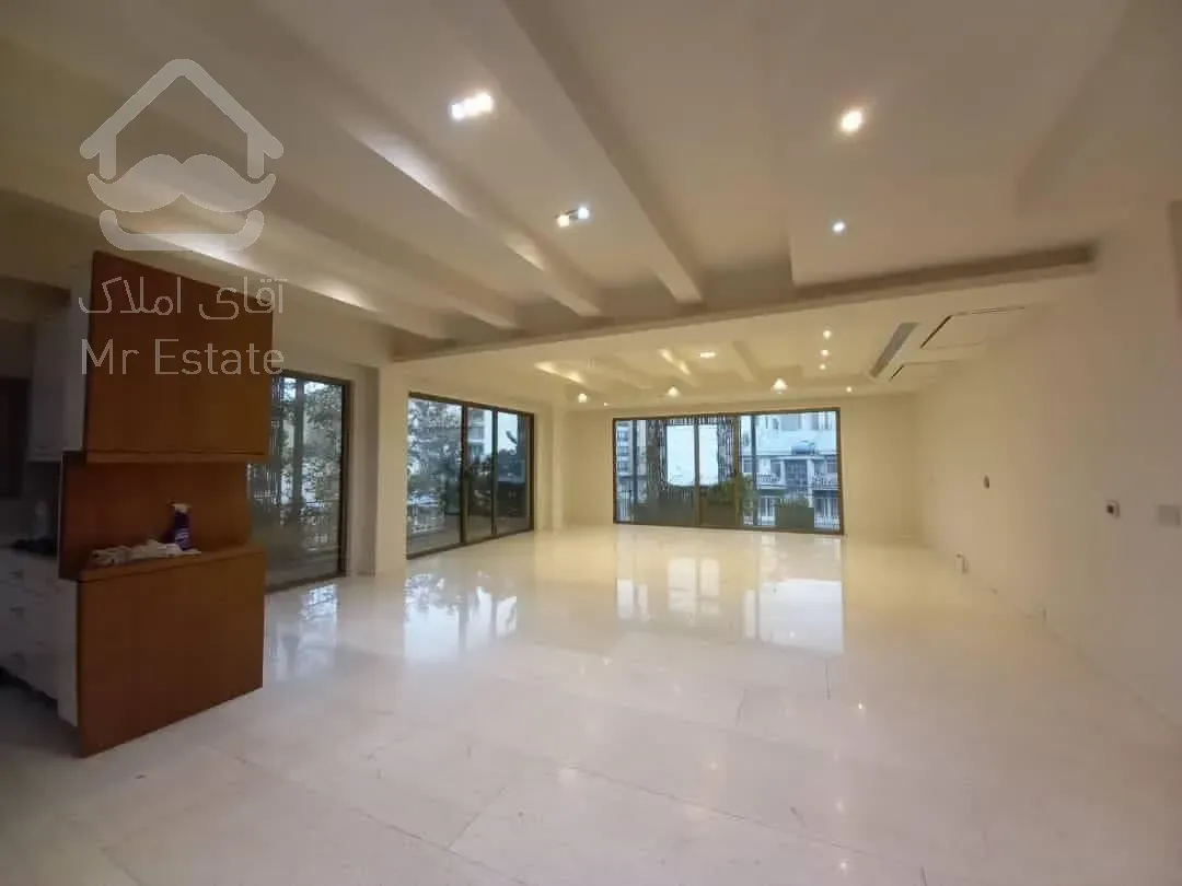 رهن آپارتمان 320 متری در درکه