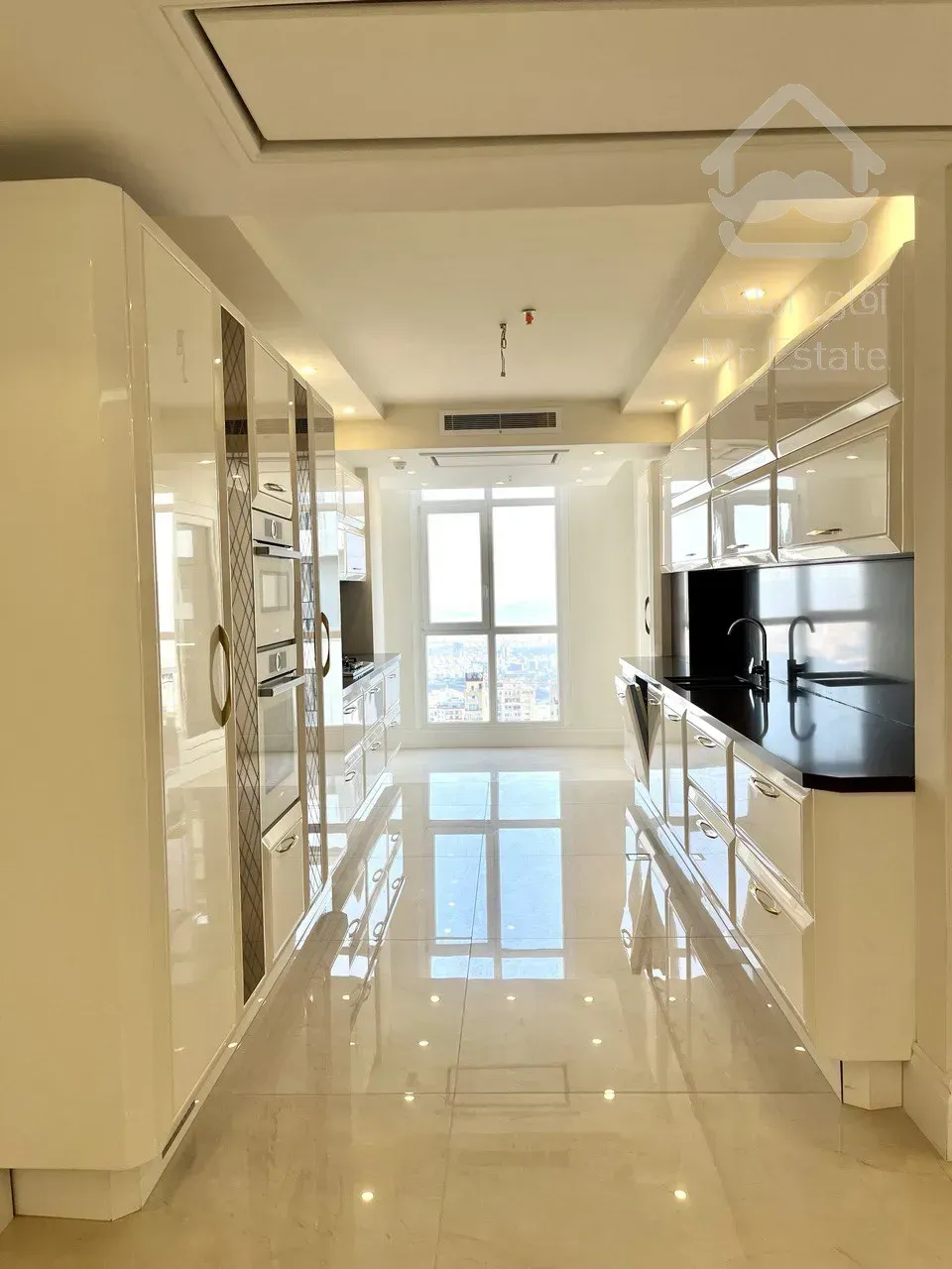 فروش برج باغ 250 متری در ولنجک