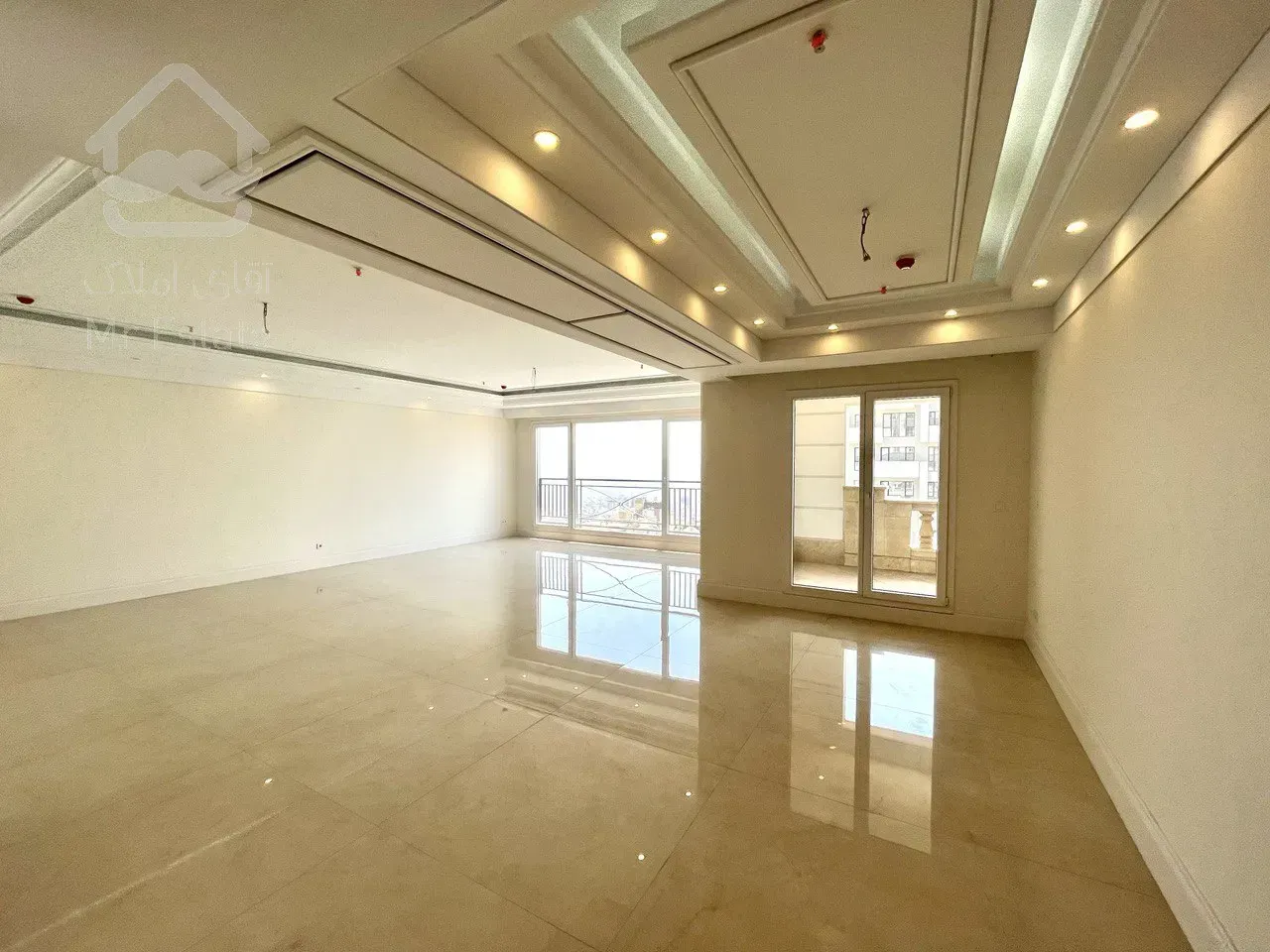 فروش برج باغ 250 متری در ولنجک