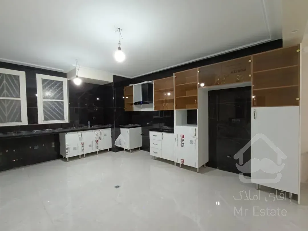 رهن آپارتمان 300 متری در محمودیه