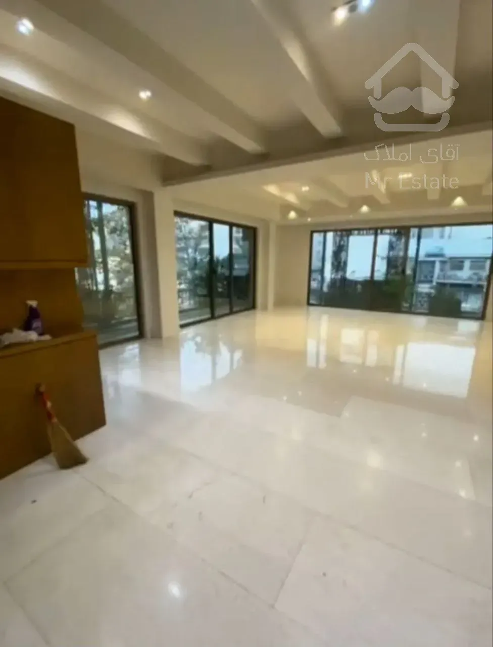 فروش آپارتمان 280 متری در درکه