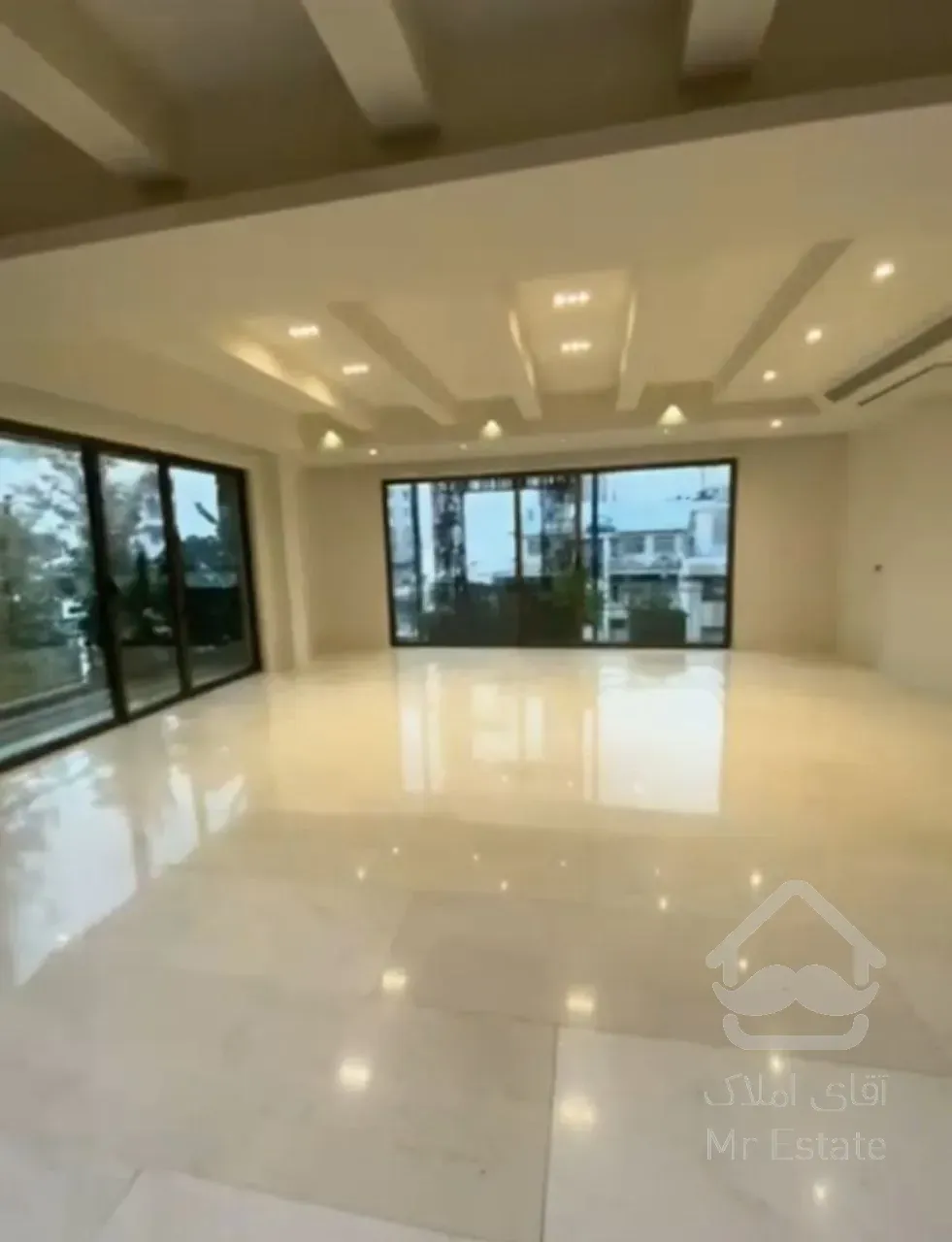 فروش آپارتمان 280 متری در درکه