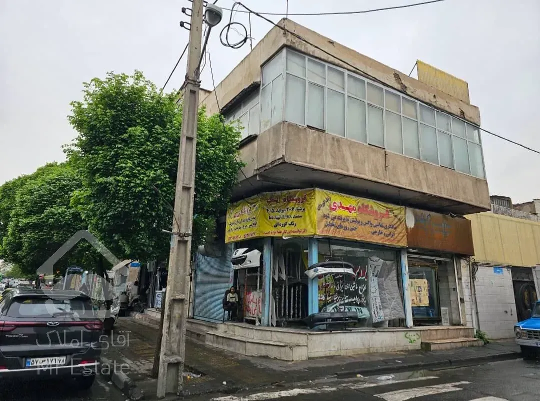 فروش ملک مسکونی + تجاری کم‌نظیر همراه با مالکیت ۶ باب مغازه