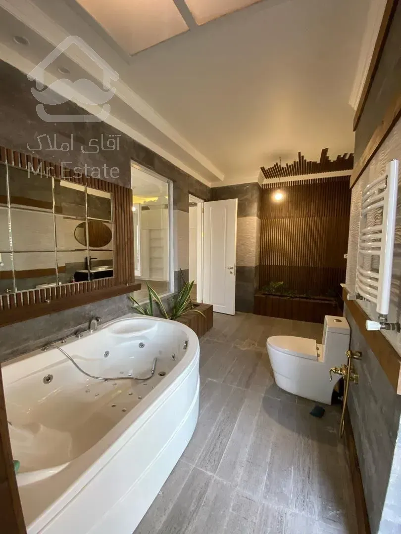 رهن پنت هاوس 1100 متری در ولنجک