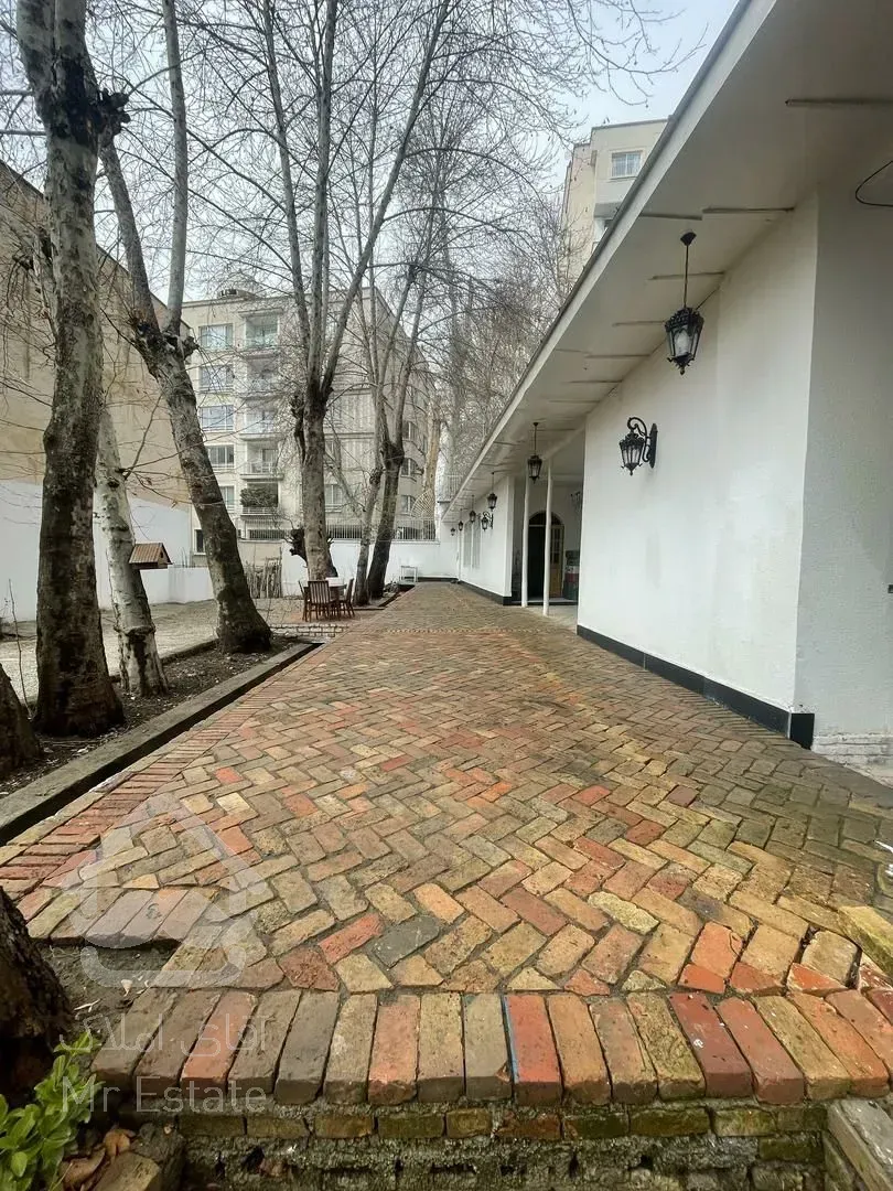 رهن ویلایی 800 متری در درکه